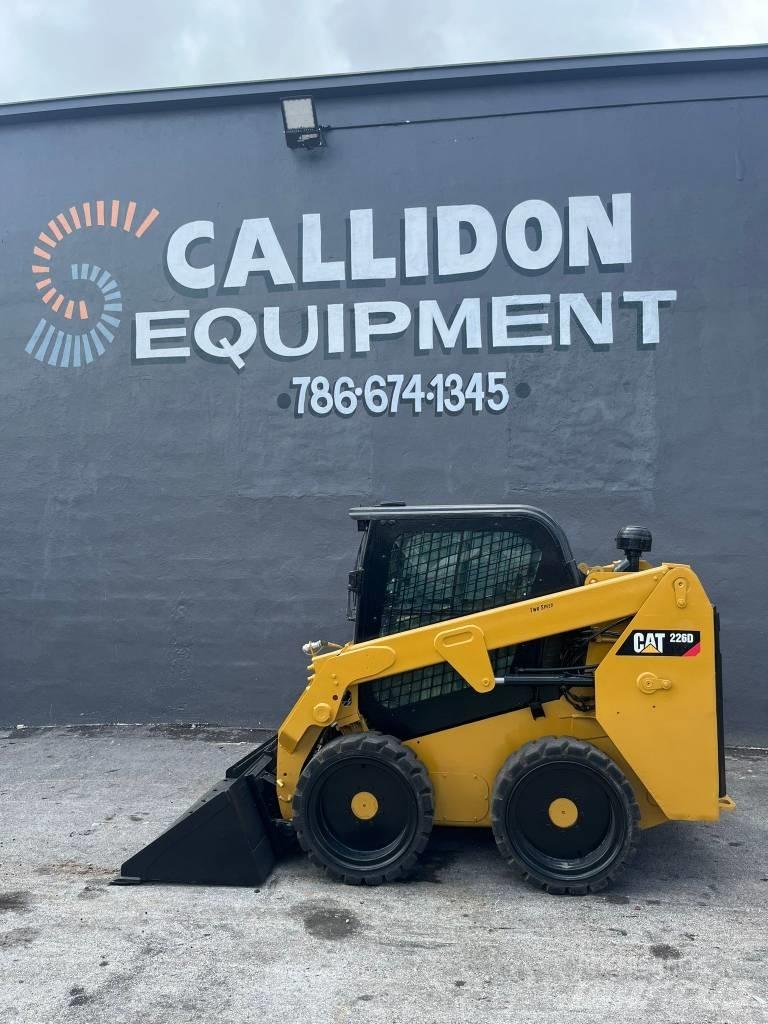 CAT 226 D Schrankladers