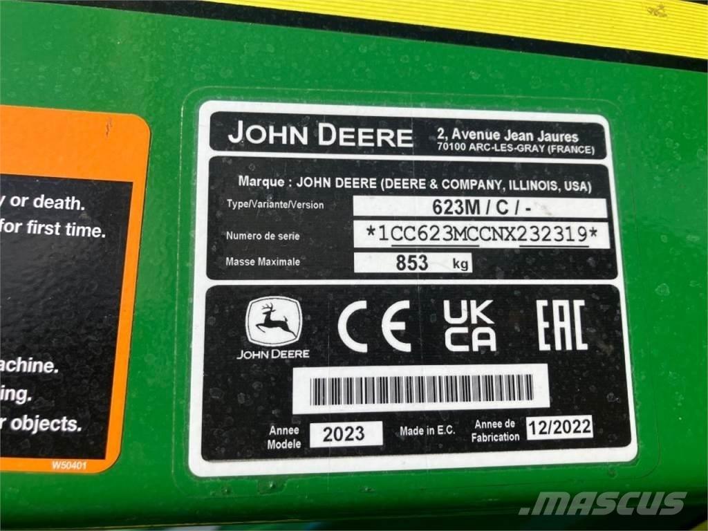 John Deere 6120M Tractoren