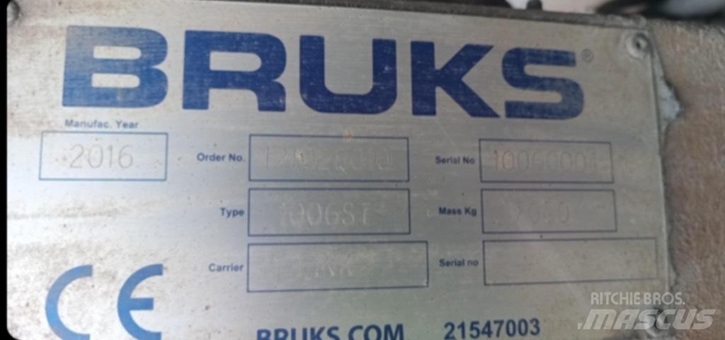 Bruks 1006 ST Houtversnipperaars