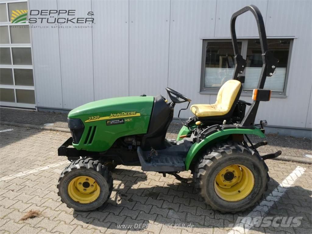 John Deere 2320 Compacttrekkers