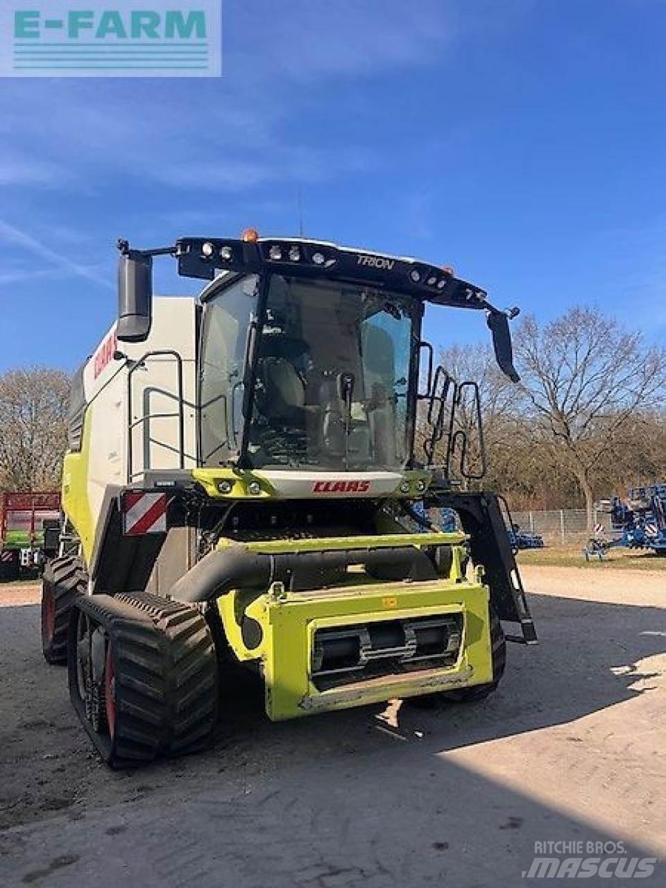 CLAAS trion 730tt Maaidorsmachines