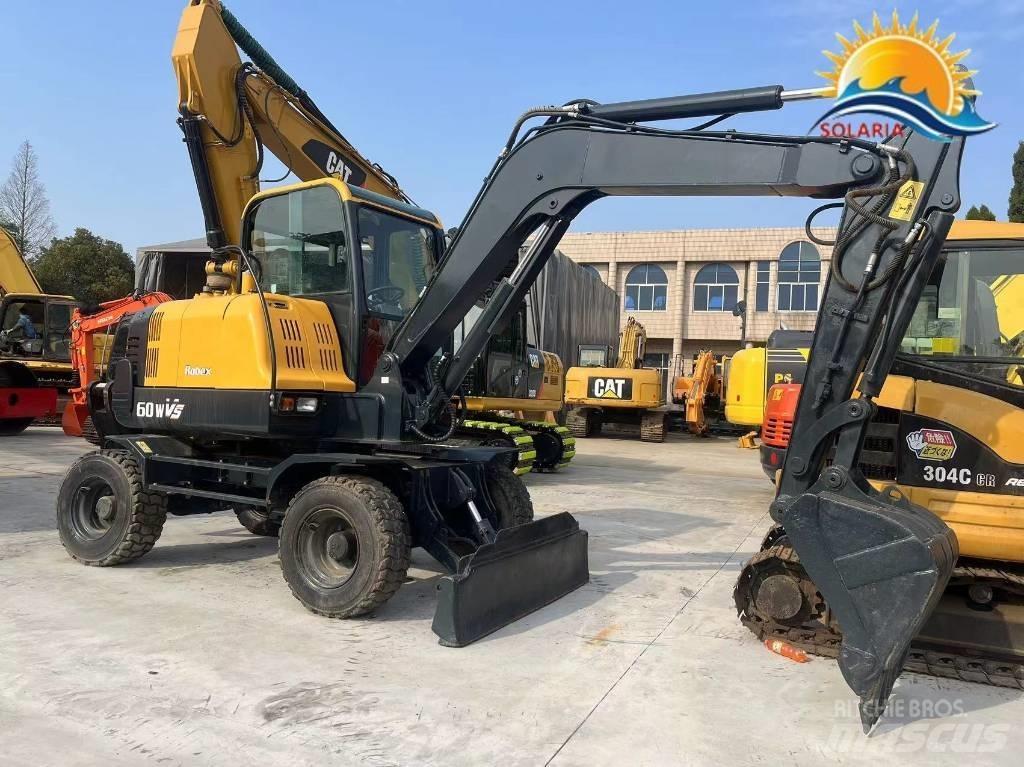 Hyundai R60W vs Minigraafmachines < 7t