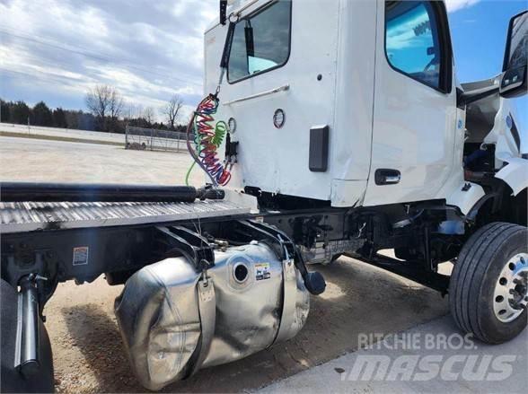 Peterbilt 579 Trekkers