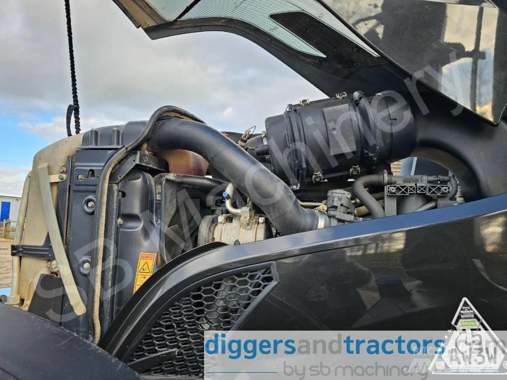 Valtra T 154 Tractoren