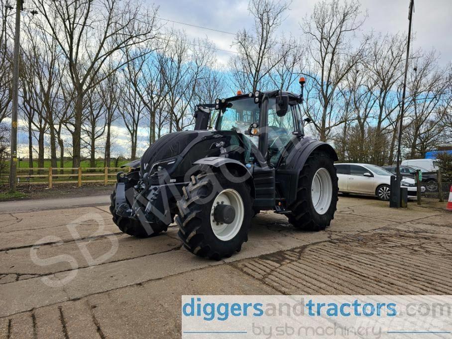 Valtra T 154 Tractoren