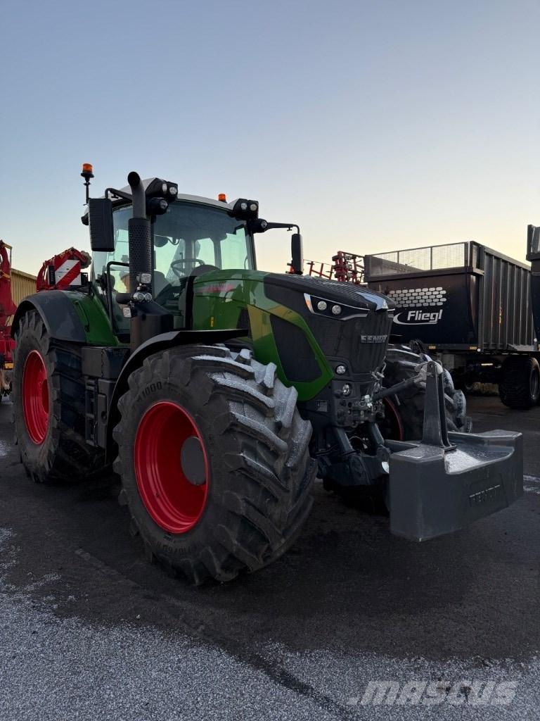 Fendt 933 Vario Tractoren