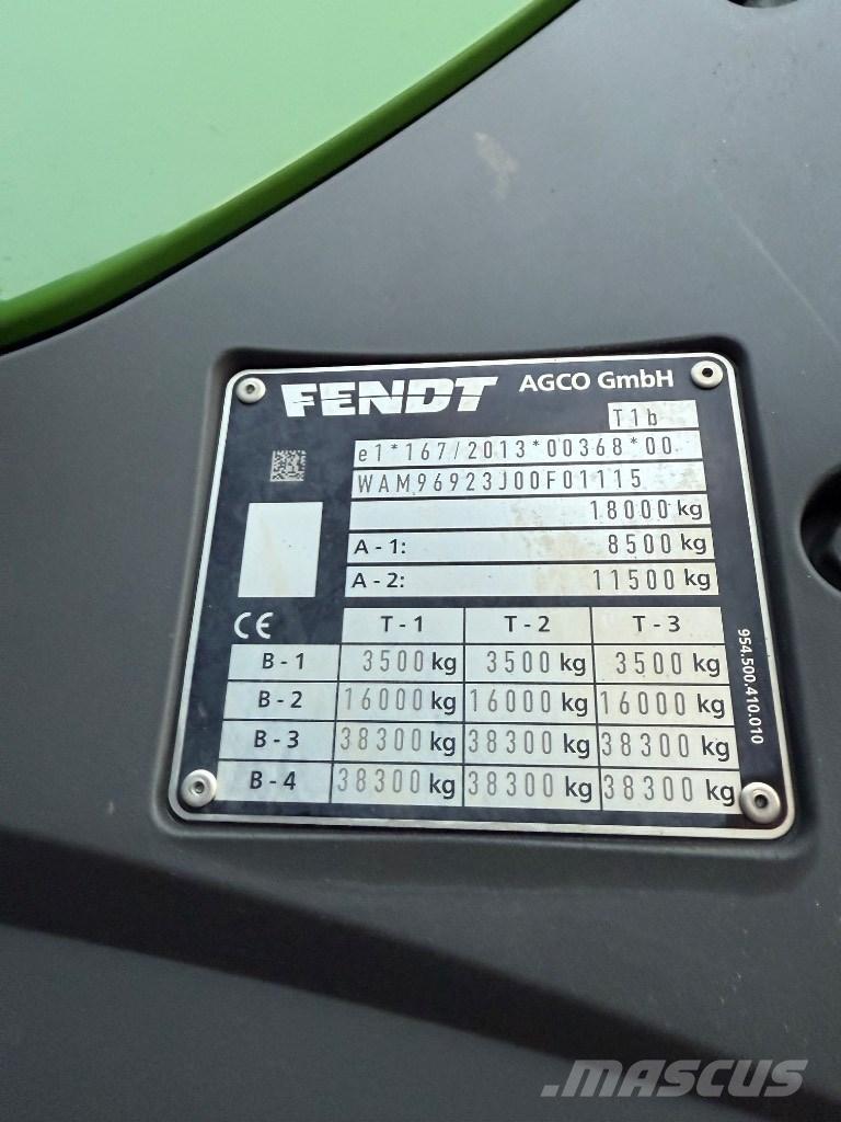 Fendt 933 Vario Tractoren