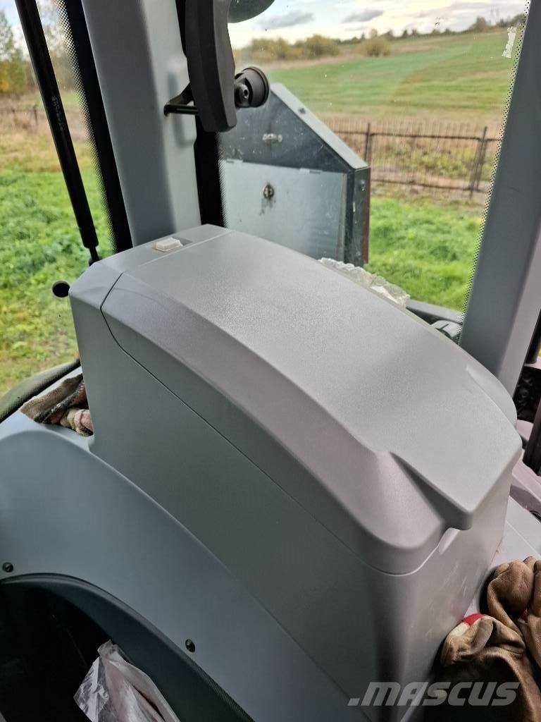 Valtra Q 305 Tractoren