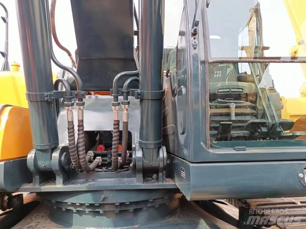 Hyundai 305-9 Rupsgraafmachines