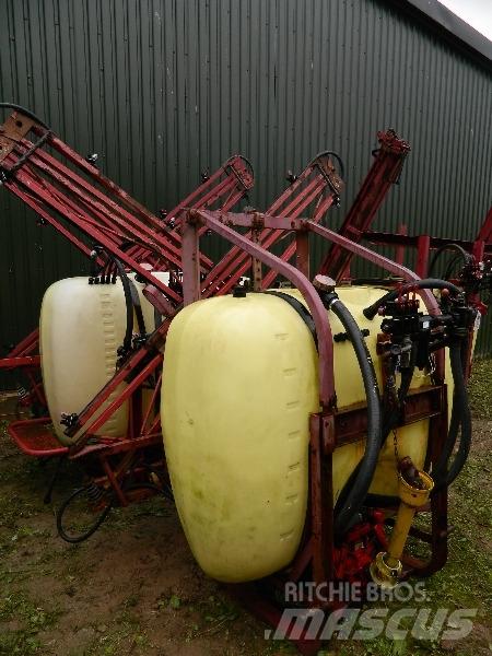 Hardi 800 Getrokken spuitmachines