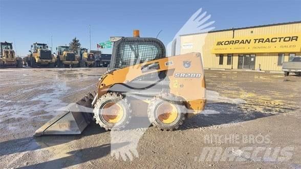 CASE SR200 Schrankladers