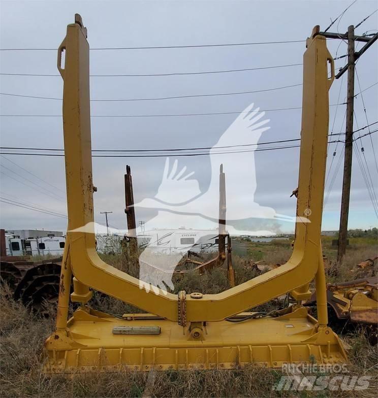 CAT 3852628 Bladen