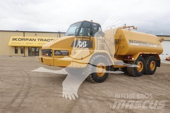 CAT 730 Water tankwagens