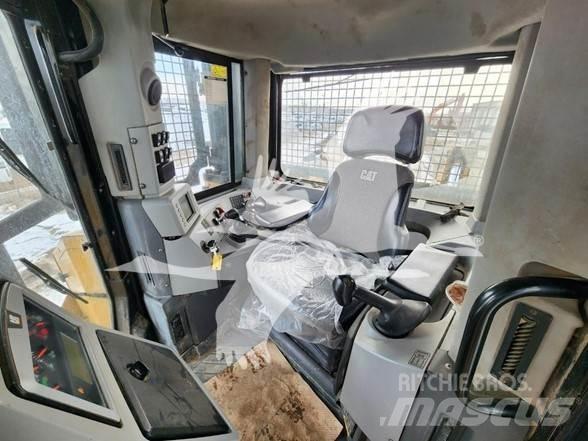 CAT D8T Rupsdozers
