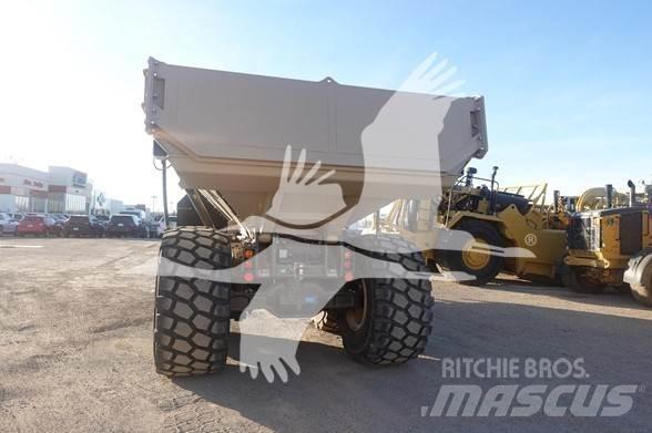 Rokbak RA30 Knik dumptrucks
