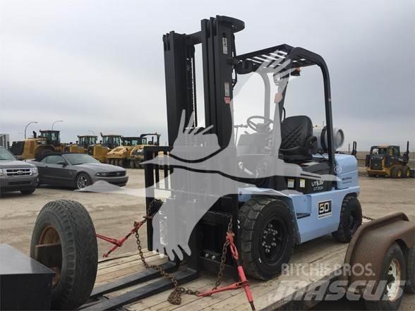 Utilev UT30P Diesel heftrucks