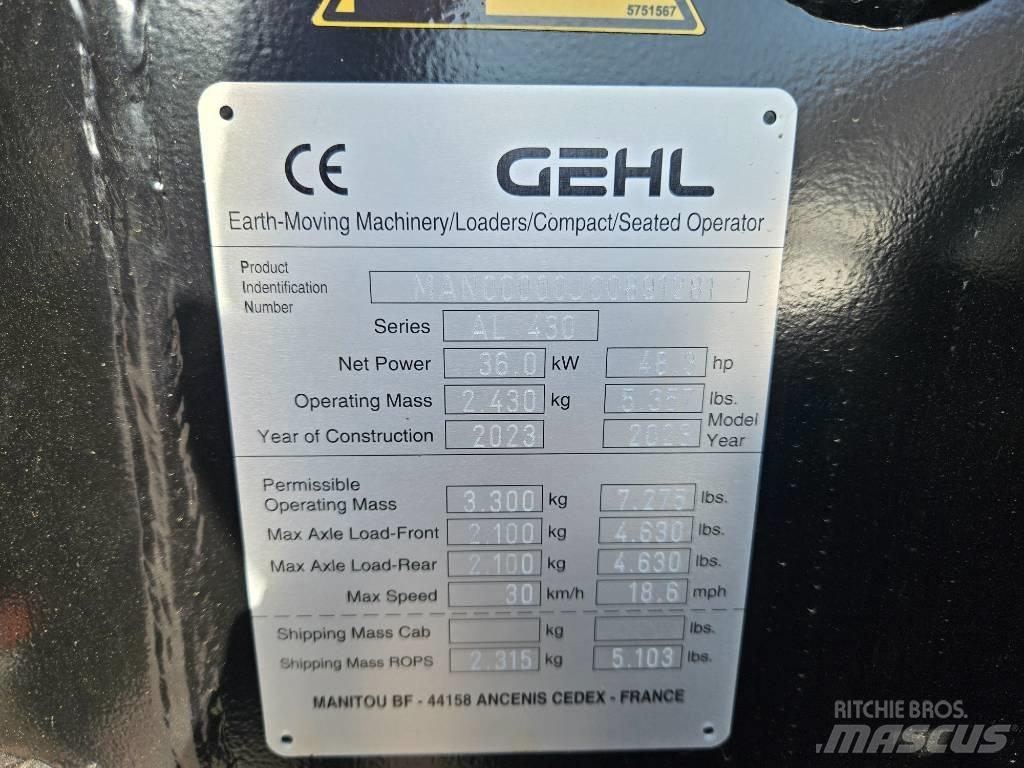 Gehl AL430 Tool-carriers