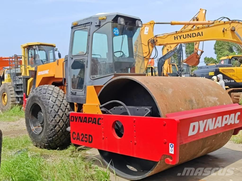 Dynapac CA 25 D Trilrolwalsen