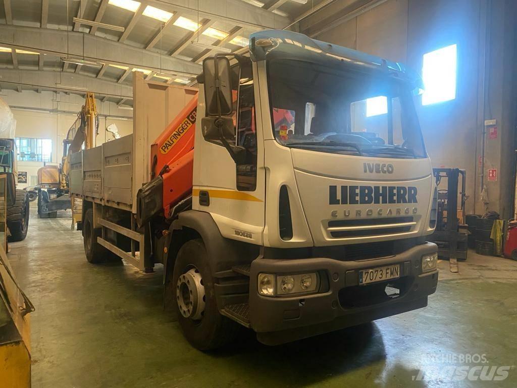 Iveco ML180E28 Vlakke laadvloer met kraan