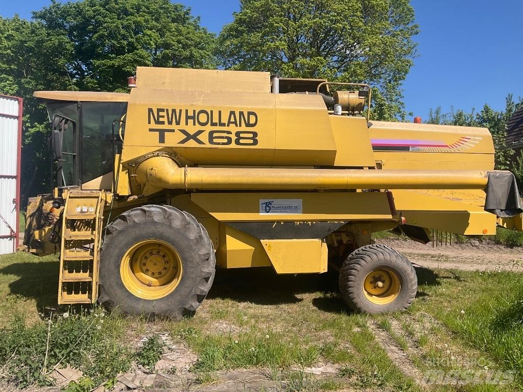New Holland TX 68 Maaidorsmachines