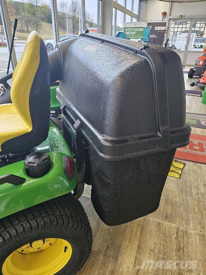 John Deere X590 Maaiers