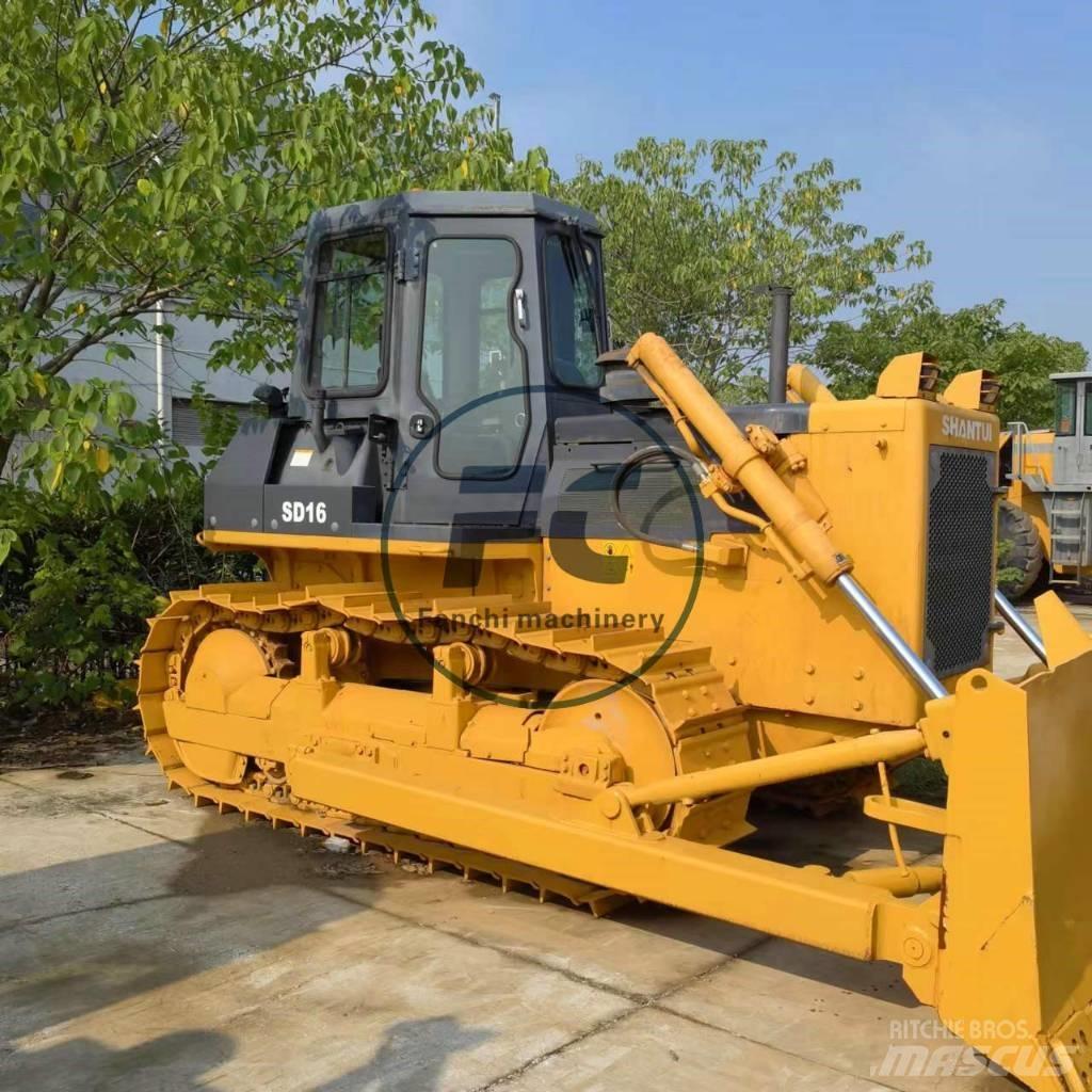Shantui SD 16 Rupsdozers