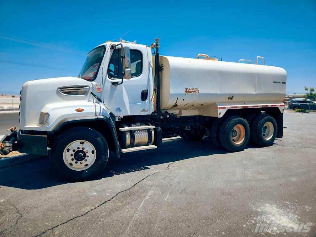 Freightliner 108 SD Water tankwagens