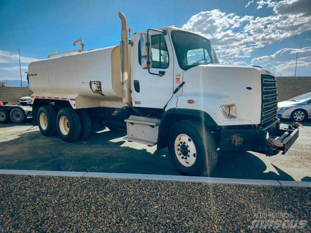Freightliner 108 SD Water tankwagens