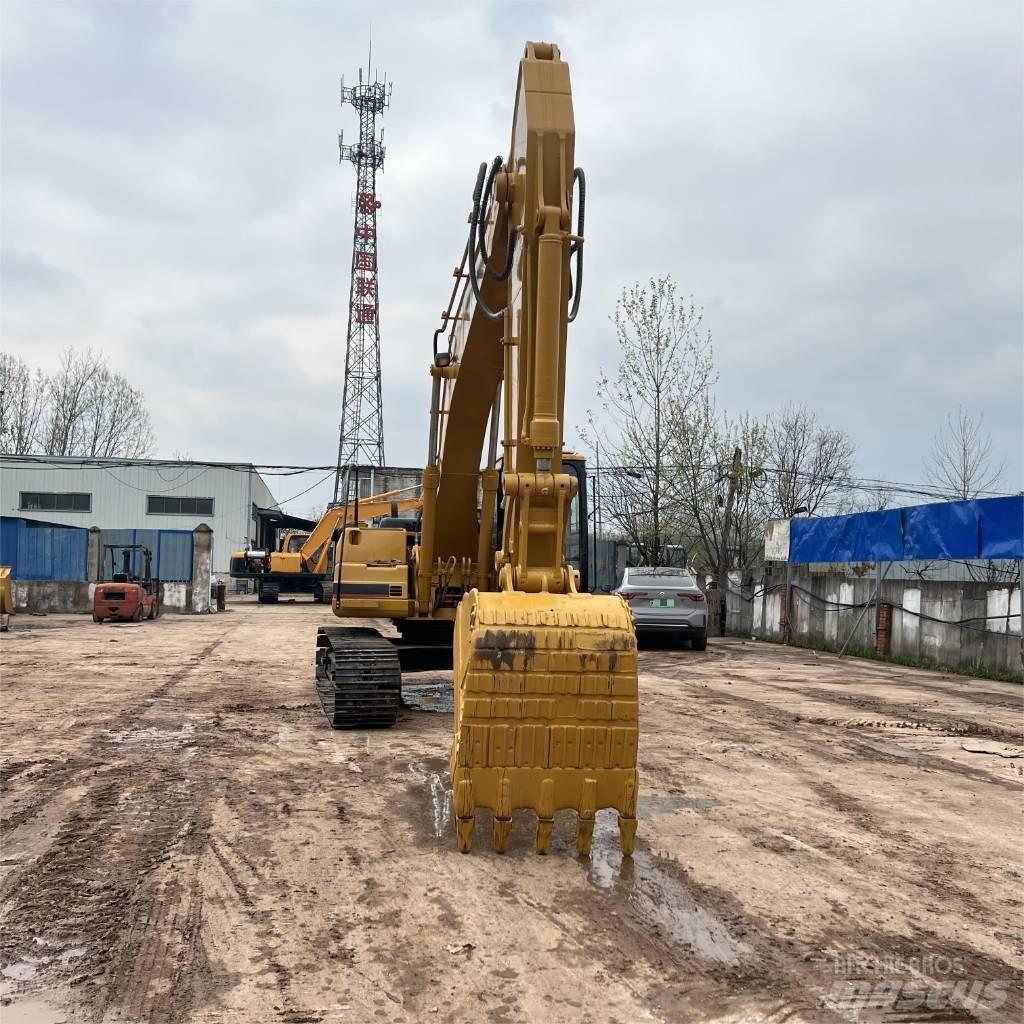 CAT 320 B Rupsgraafmachines