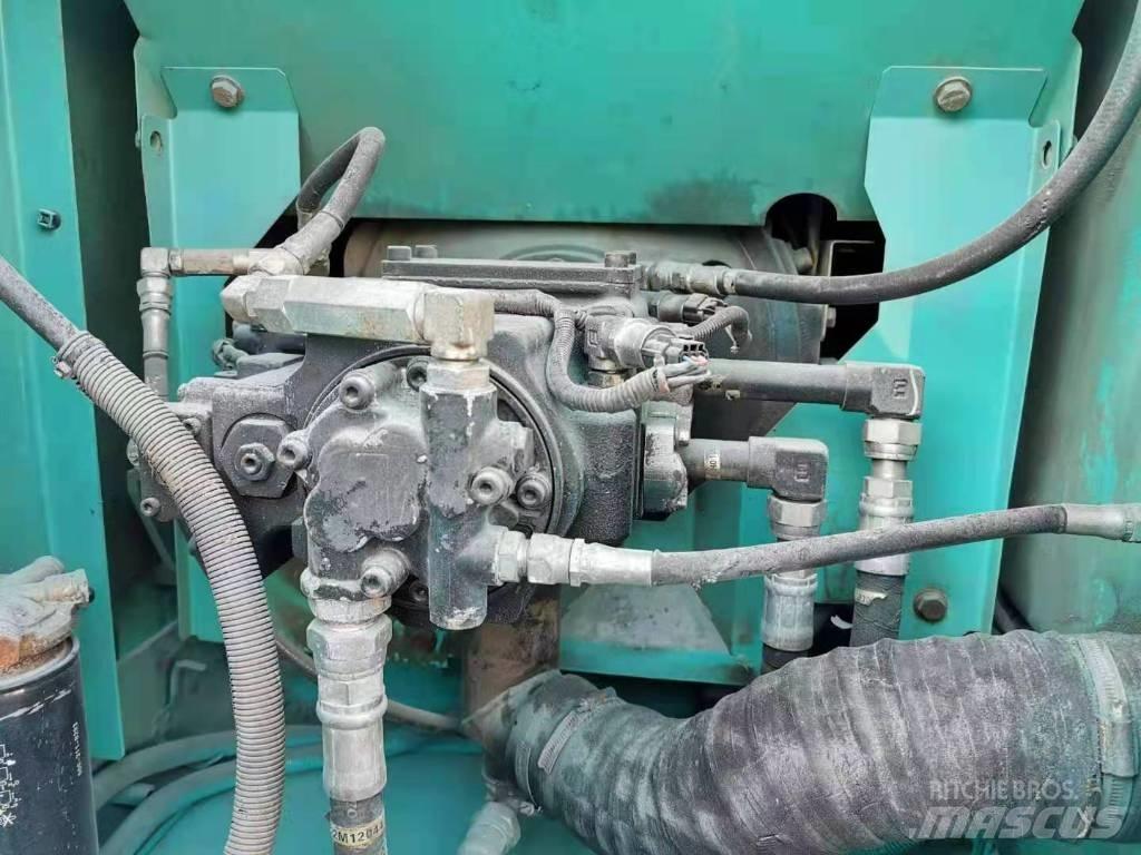 Kobelco SK 140/ Rupsgraafmachines
