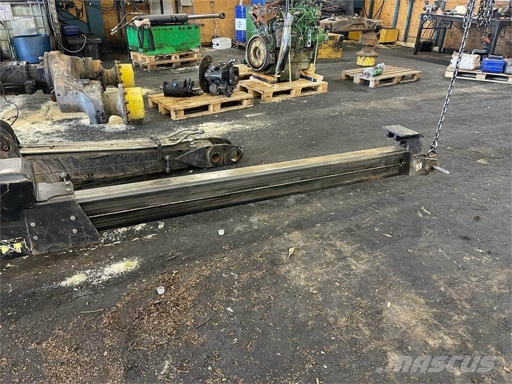 John Deere 1910G Uitrijwagenkranen