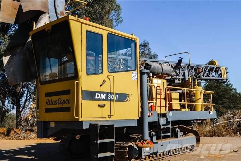 Atlas Copco DM30 Surface drill rigs