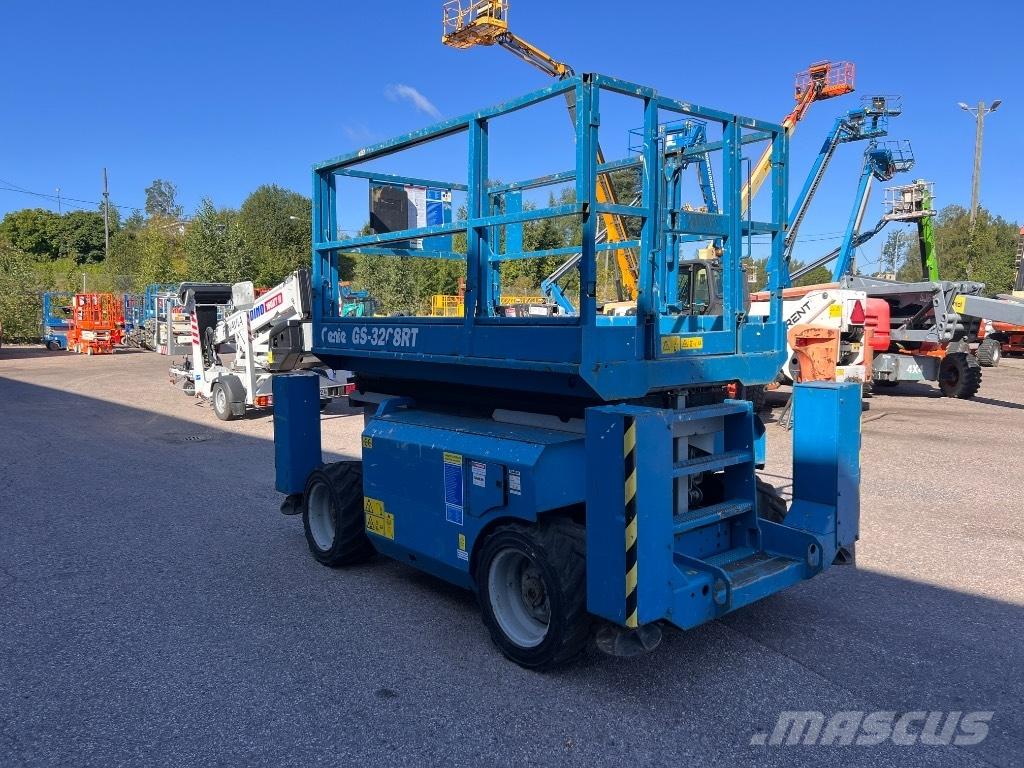 Genie GS 3268 RT Schaarhoogwerkers