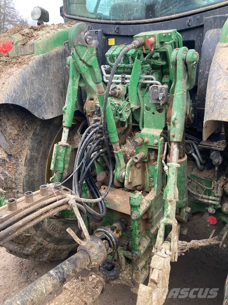 John Deere 6145R Tractoren
