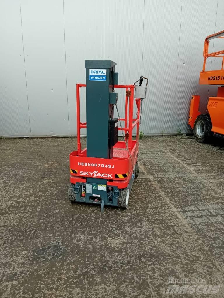 SkyJack SJ 16 Personenliften en invalideliften