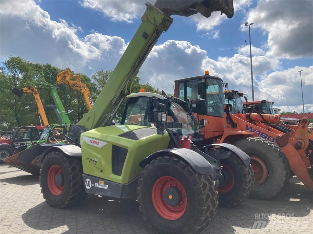 CLAAS Scorpion 756 Tractoren