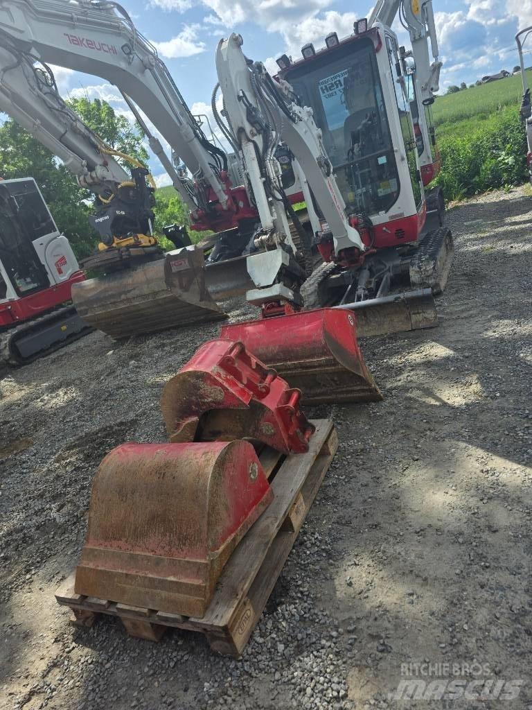 Takeuchi TB 320 Minigraafmachines < 7t
