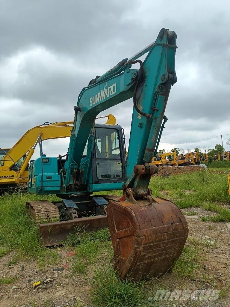 Sunward SWE 100/10 T Rupsgraafmachines