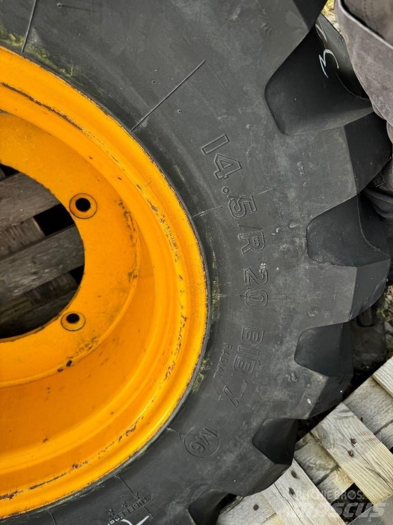 Michelin 14.5R20 Banden, wielen en velgen