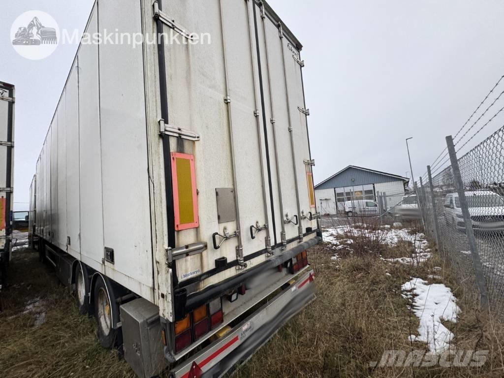Ekeri L4 Gesloten opbouw trailers