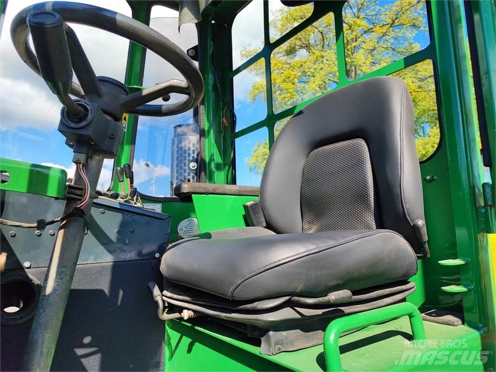 Combilift C4000 Four-way truck