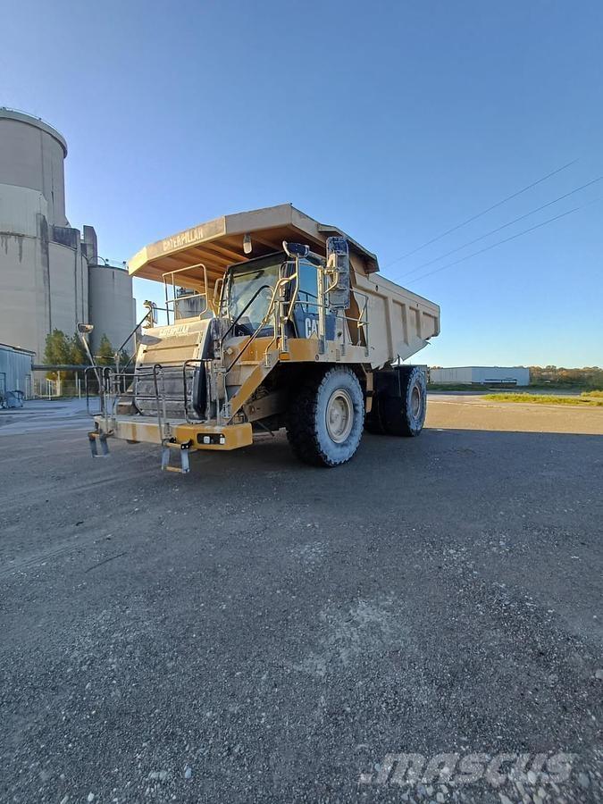 CAT 775F Starre dumptrucks