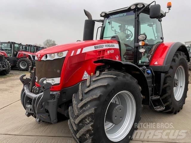 Massey Ferguson 8737 Tractoren