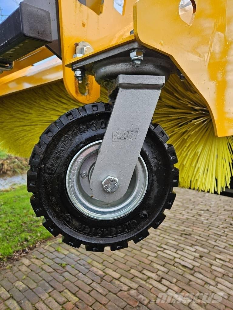  VDMJ Kameleon Veegmachines
