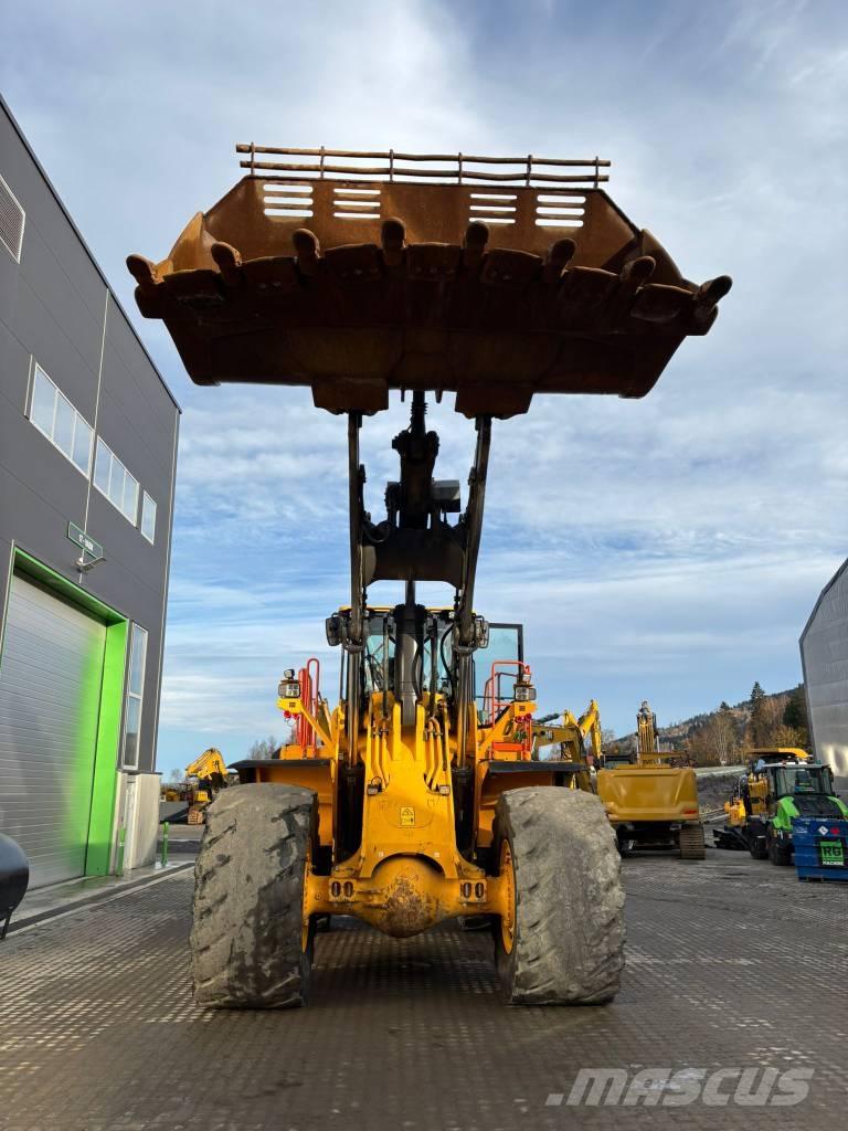 Volvo L 350 H Wielladers