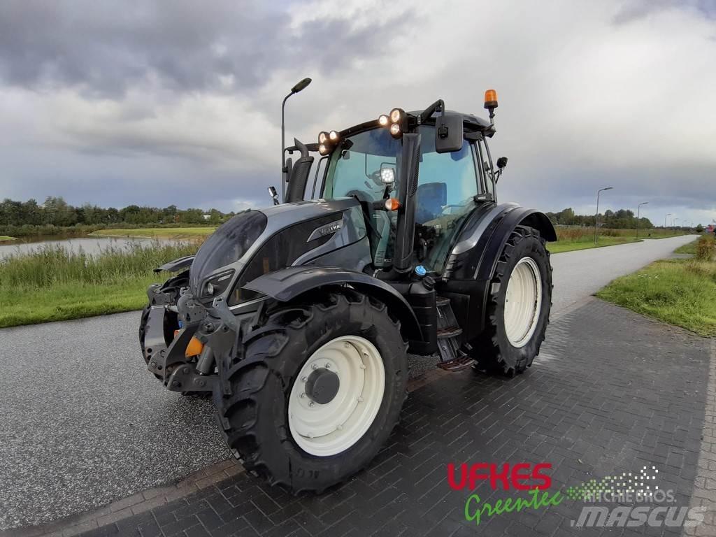 Valtra N134 Tractoren