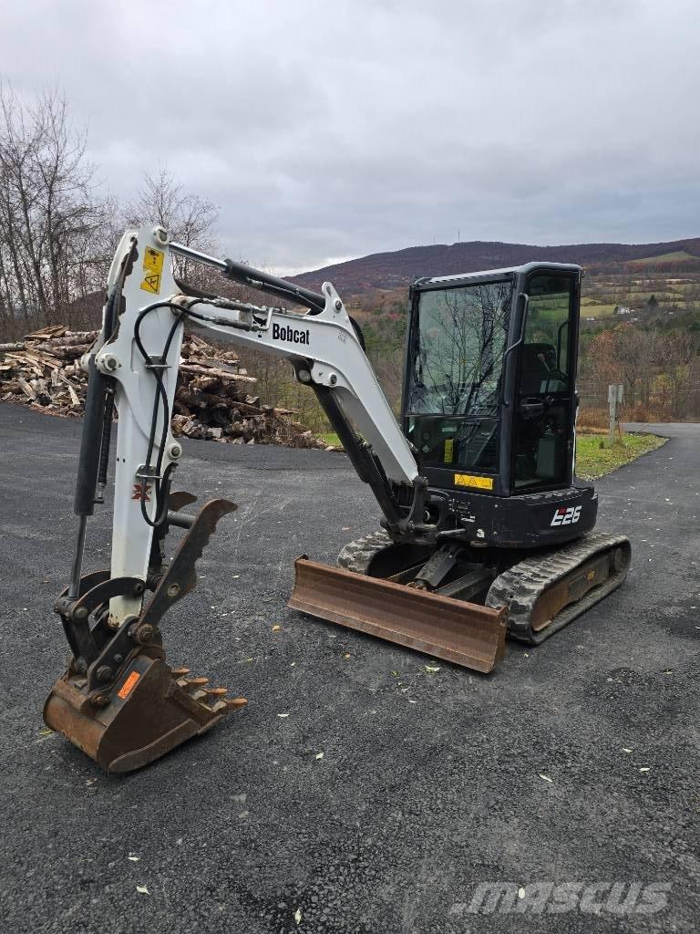 Bobcat E 26 Minigraafmachines < 7t