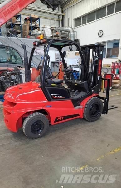 Manitou MI30D Vorkheftruck voor zwaar terrein