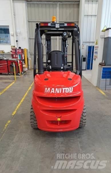 Manitou MI30D Vorkheftruck voor zwaar terrein