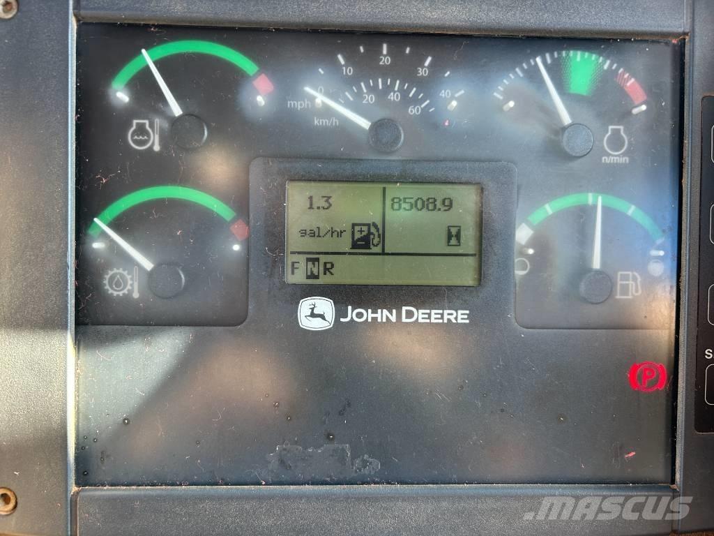 DEERE 300D II Knik dumptrucks